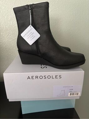 Aerosoles Women's Black Wedge Ankle Boots 8.5 WIDE